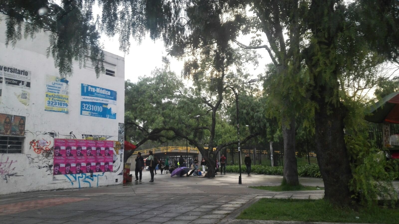 CAMAPAÑA DE AFICHES OWC (5)